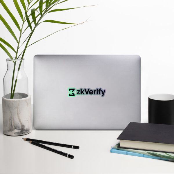 Holographic stickers - zkVerify Logo